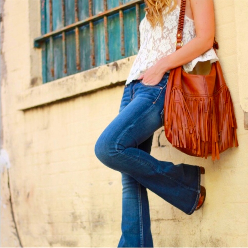 NWT American Eagle Hi Rise Artist Flare Super Stretch 5 Pocket Blue Jeans